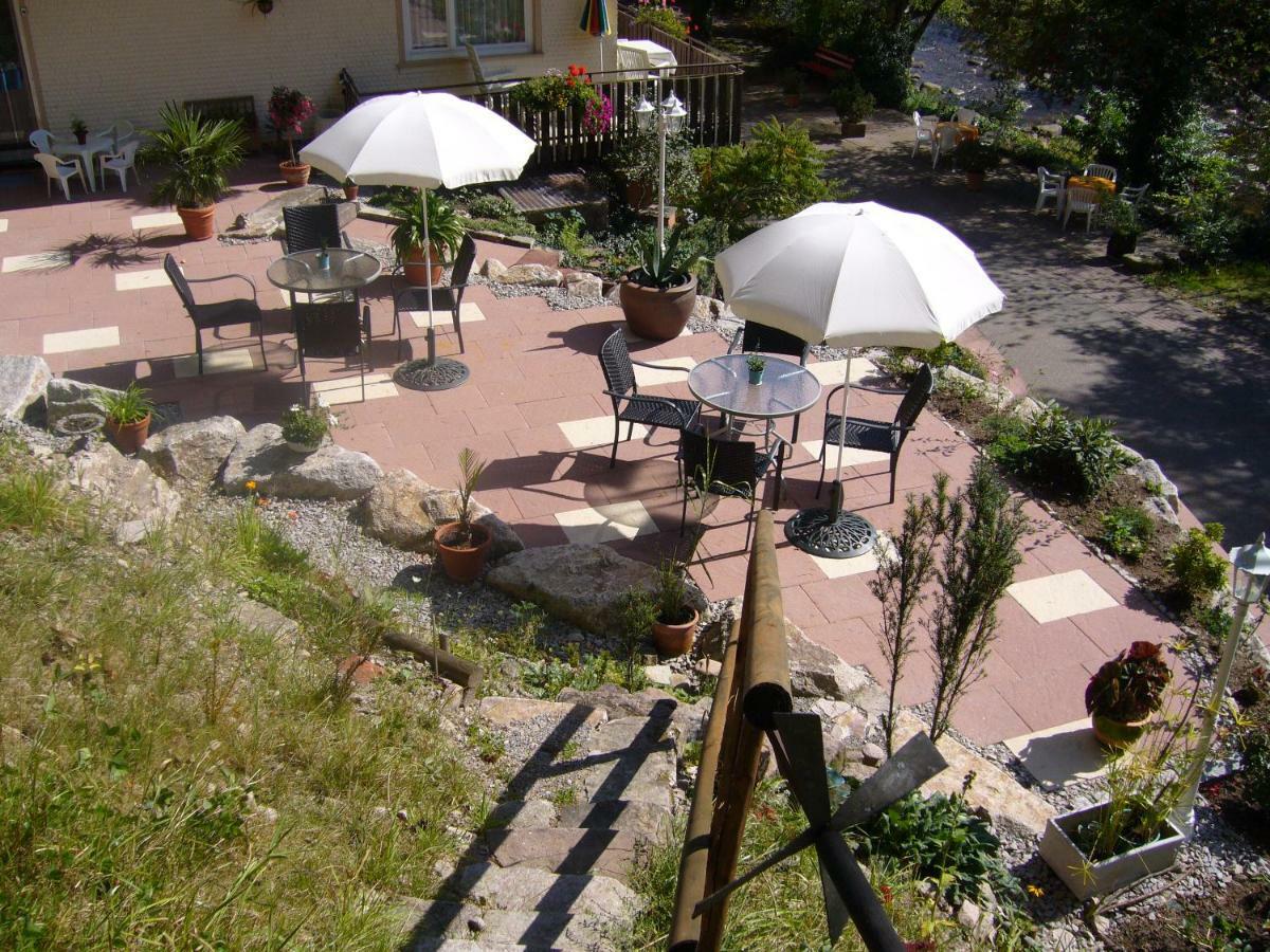 Adieu Alltag: Pension Oesterle Im Schwarzwald Schonmunzach エクステリア 写真